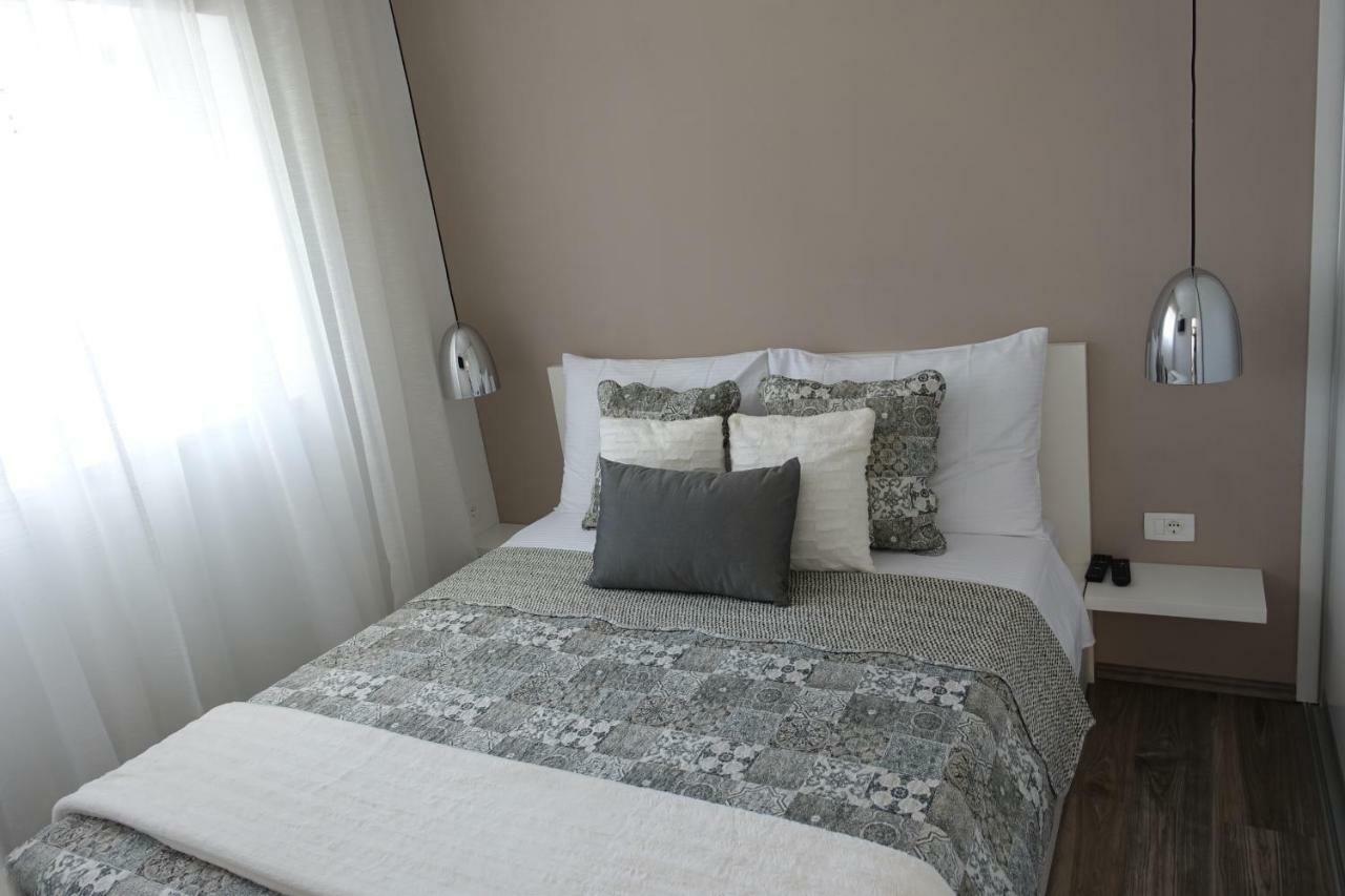 Apartman Maja Bol Buitenkant foto